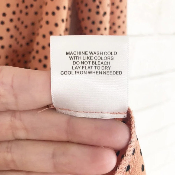 Modcloth Peach & Black Polka Dot Lightweight Blouse Women's Size Small - Picture 7 of 8